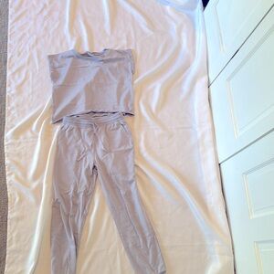 Splendid youth sweat top (short sleeve) and jogger sweat bottom. Size 14